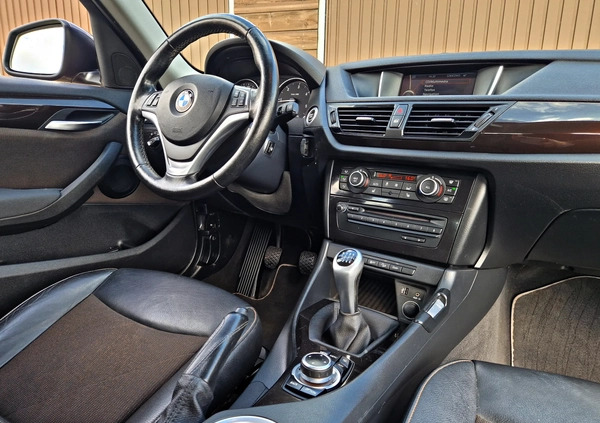 BMW X1 cena 53900 przebieg: 174000, rok produkcji 2013 z Września małe 781